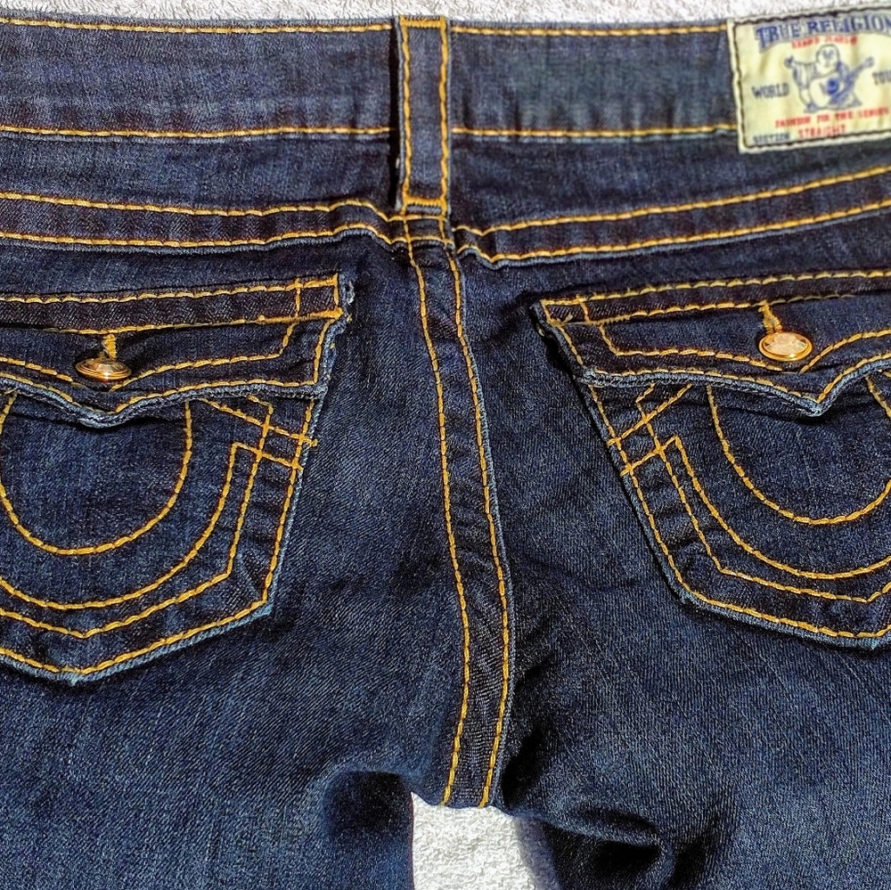 Cloths - Picture 3 of 4